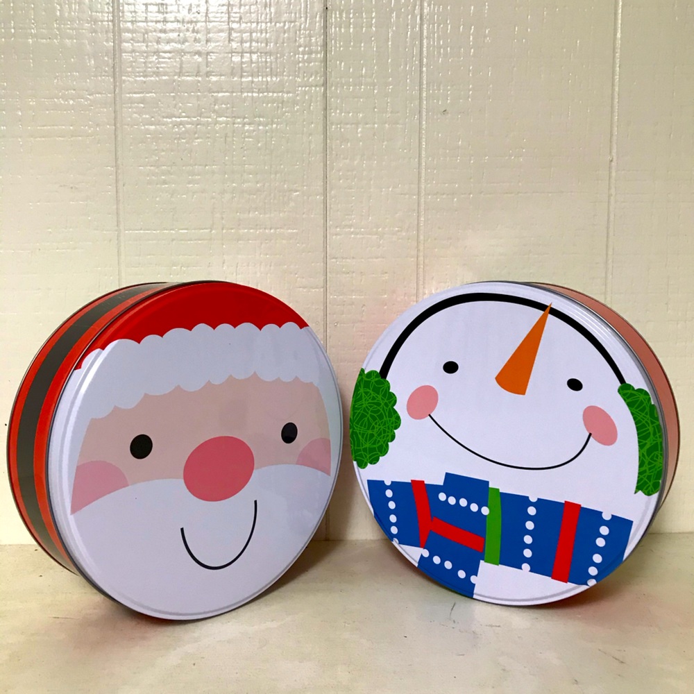 NWT Holiday Round Tins